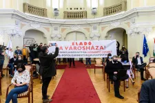 Vádat emeltek a „Városháza-ügyben”: az ügyészség szerint sem akarta eladni az épületet a főváros