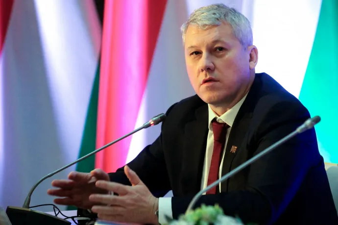 Már meg is van, ki vezeti Romániát másfél hónapig
