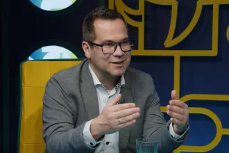 A magyar ingatlanpiac betegsége: ha megy a szekér, mindenki tövig nyomja a gázt, ha lefékez, mindenki kiszáll