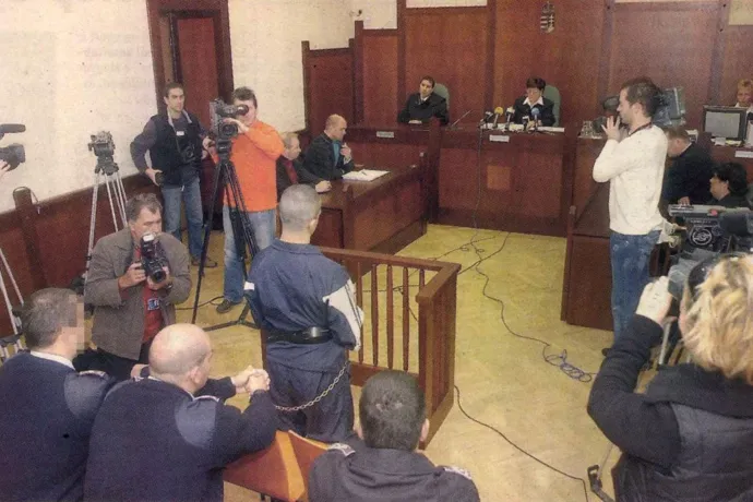 K. András a másodfokú tárgyaláson 2007-ben – Forrás: Csongrád Megyei Hírlap, Délvilág, 2008. január 7. (64. évfolyam, 5. szám) / Segesvári Csaba / Arcanum Digitális Tudománytár