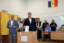 Orbán annak a szélsőjobboldali román elnökjelöltnek az egyik kijelentésével értett egyet, aki ellen az RMDSZ kampányol