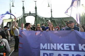 Összeül szerdán a Momentum elnöksége, miután Fekete-Győr a választásoktól való visszalépésre szólította fel a pártot