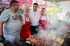 Bemutatta gazdasági tervét az AUR: kevesebb adó, kevesebb közszolgáltatás