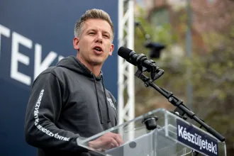 A Tisza Párt „a megfelelő időben” országos népszavazást tartana Ukrajna EU-csatlakozásáról