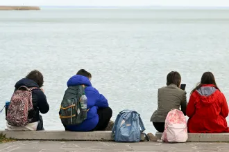 Ma is vigyen magával esernyőt, marad a borult idő