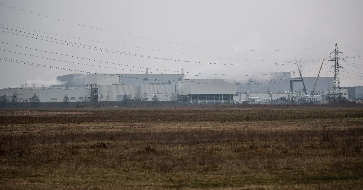 A GDP-vel egyĂĽtt a magyar ipar is bezuhant