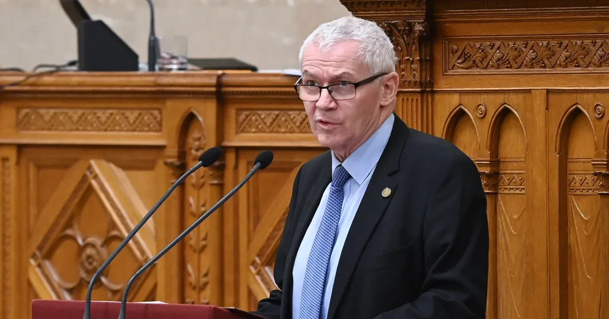 Hivatalos: Hende Csabát és Polt Pétert jelöli a Fidesz alkotmánybírónak