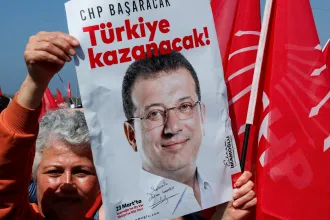 Blokkolták a török hatóságok Erdoğan bebörtönzött riválisának X-fiókját