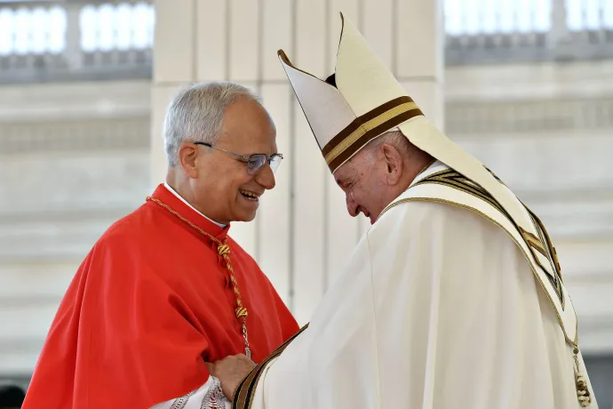 Ferenc pápa bíborossá nevezi ki Robert Francis Prevostot, a Püspöki Dikasztérium prefektusát 2023. szeptember 30-án – Fotó: Vatican Media / Getty Images