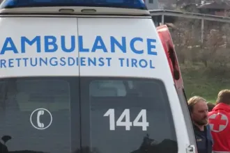 Iskolai kiránduláson zuhant szakadékba egy 11 éves lány Ausztriában, mentőhelikopter vitte kórházba