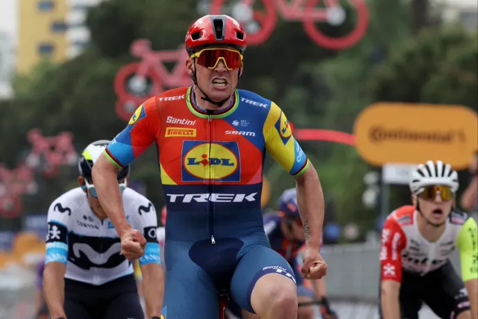 Albániából rajtolt el az idei Giro d'Italia, dán győzelem és nagy bukások az első napon