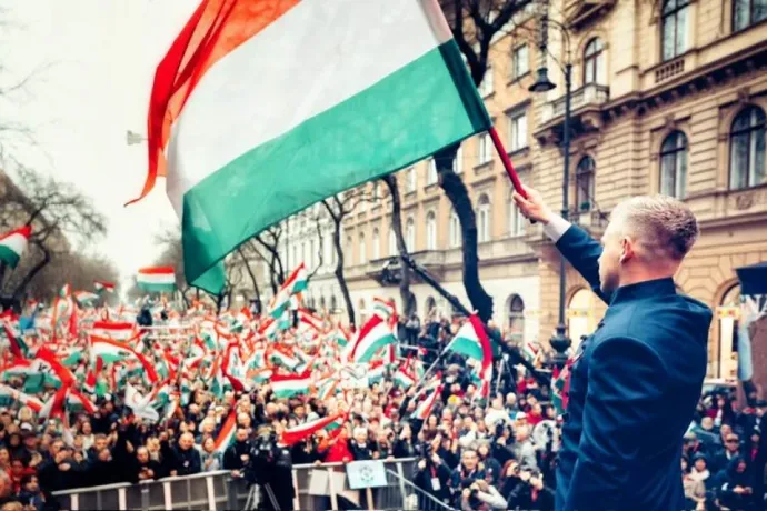Magyar Péter: Orbán Viktor most épp a külhoni magyarokat árulta el
