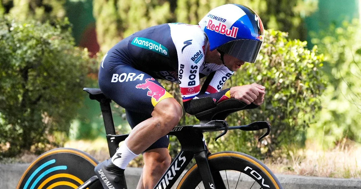 Roglič egy másodperccel átvette a vezetést a Giro d'Italián