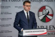 Egy I. kerületi, Dunához közeli lakásban lakik az idemenekült volt lengyel miniszterhelyettes egy lengyel újság szerint