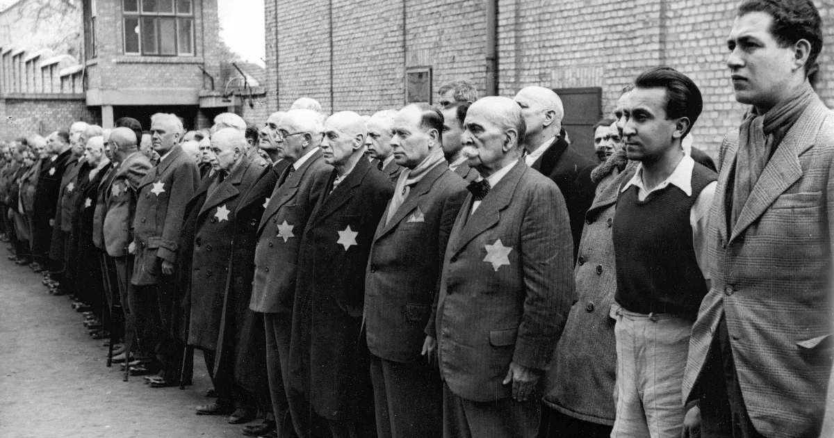 „Úgy látszik, sohasem szakad vége a borzalmak sorozatának, amit a náci hordákról felfedezünk”