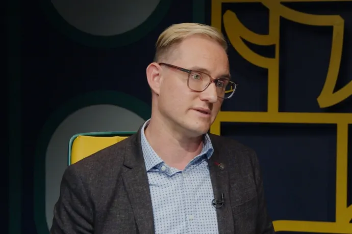 Lakner Zoltán: Orbán azért támogatja Simiont, mert vétópartnerre van szüksége