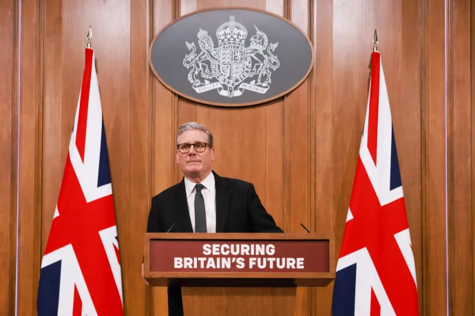 A brit kormány szigorítja a bevándorlási szabályokat, már nem elég öt évig Angliában élni a letelepedéshez