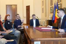 Simion nem ment el a Digi24 vitájára, helyette titokban rögzítette az újságírókat és kiposztolta a felvételt