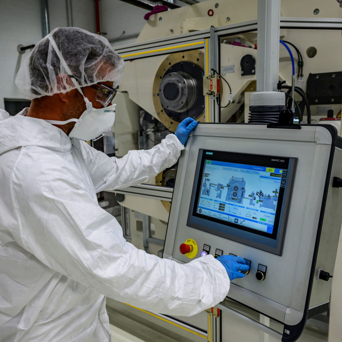 Nem Magyarországra jönnek a magasan képzett szakemberek