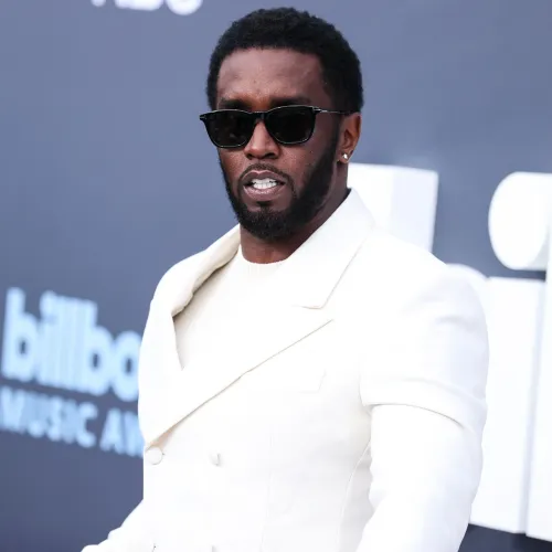 P. Diddy a hírnevét használta a nők bántalmazására az ügyészek szerint, a rapper minden vadat tagad
