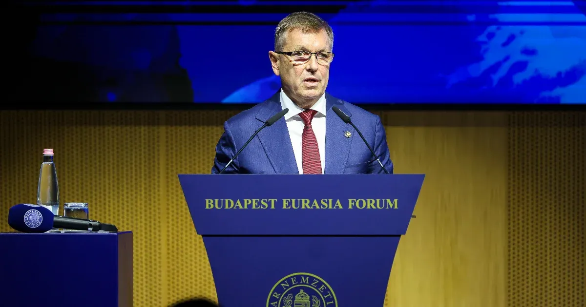 Ma nyĂşjtják be az MNB-rĹ‘l szĂłlĂł törvĂ©nymĂłdosĂtást, mostantĂłl a jegybank nem hozhat lĂ©tre vagyonkezelĹ‘ alapĂtványokat