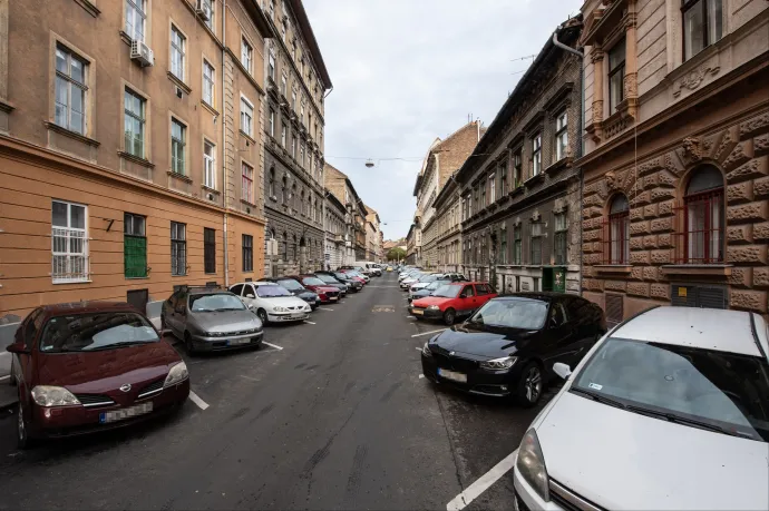 Megvizsgálták, elűzi-e az autókat az utcákról, ha jelentősen megemelik a lakossági parkolási díjat