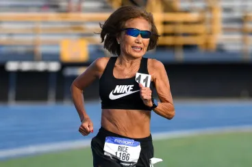 A 77 éves maratonista fittsége egy 25 évesének felel meg, és ez a saját öregedésünk szempontjából is tanulságos