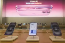 Drágábban adná az iPhone-t az Apple, csak még nem tudják, hogy ne fogják Trump vámjaira az emelést