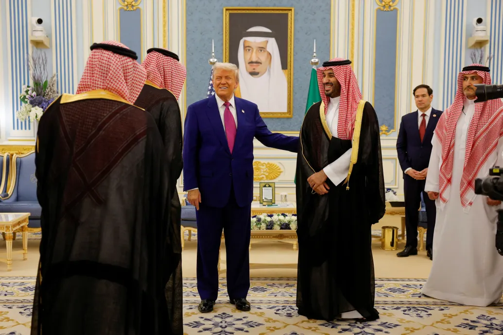 Trump a Közel-Keleten: százmilliárdos katonai megrendelés, Gáza és az MI jövője is múlhat a minikörúton