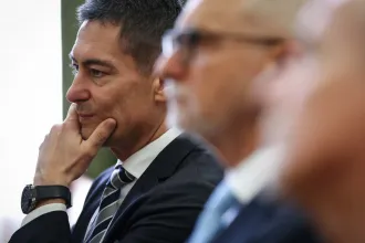 Horváth Csabának a bíróság előtt kell elmondania, kapott-e korrupciós pénzt a zuglói parkolásból
