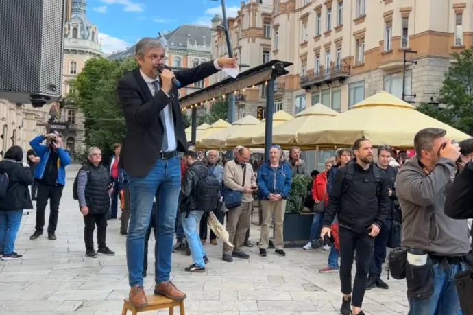 Hadházy Ákos: Minden hatalomra lehet nyomást gyakorolni, csak elszántság kérdése