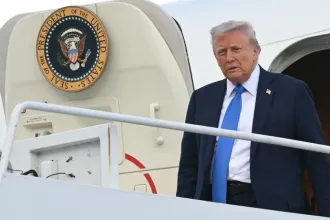 Az amerikai légierő kapja a Boeinget Katartól, nem ő, és csak egy ostoba nem fogadná el, írta Trump