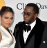 P. Diddy megalázta és verte volt barátnőjét, és idegen férfiakkal kényszerítette szexre