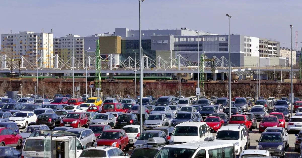 Drágábbak lesznek a budapesti fizetős P+R parkolók
