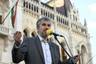 Hadházy a nagytakarítós törvényjavaslatról: Az utolsó utáni pillanatban vagyunk