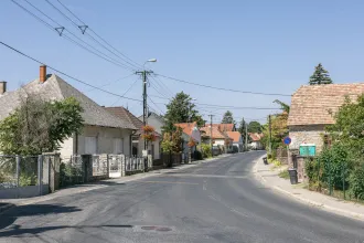 Benyújtották a törvényjavaslatot, amivel az önkormányzatok korlátozhatják a betelepülést