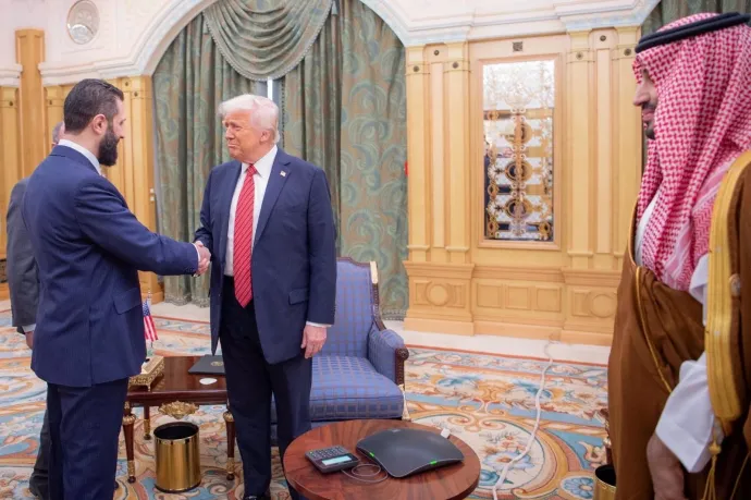 Donald Trump találkozott Szíria dzsihadistából lett elnökével