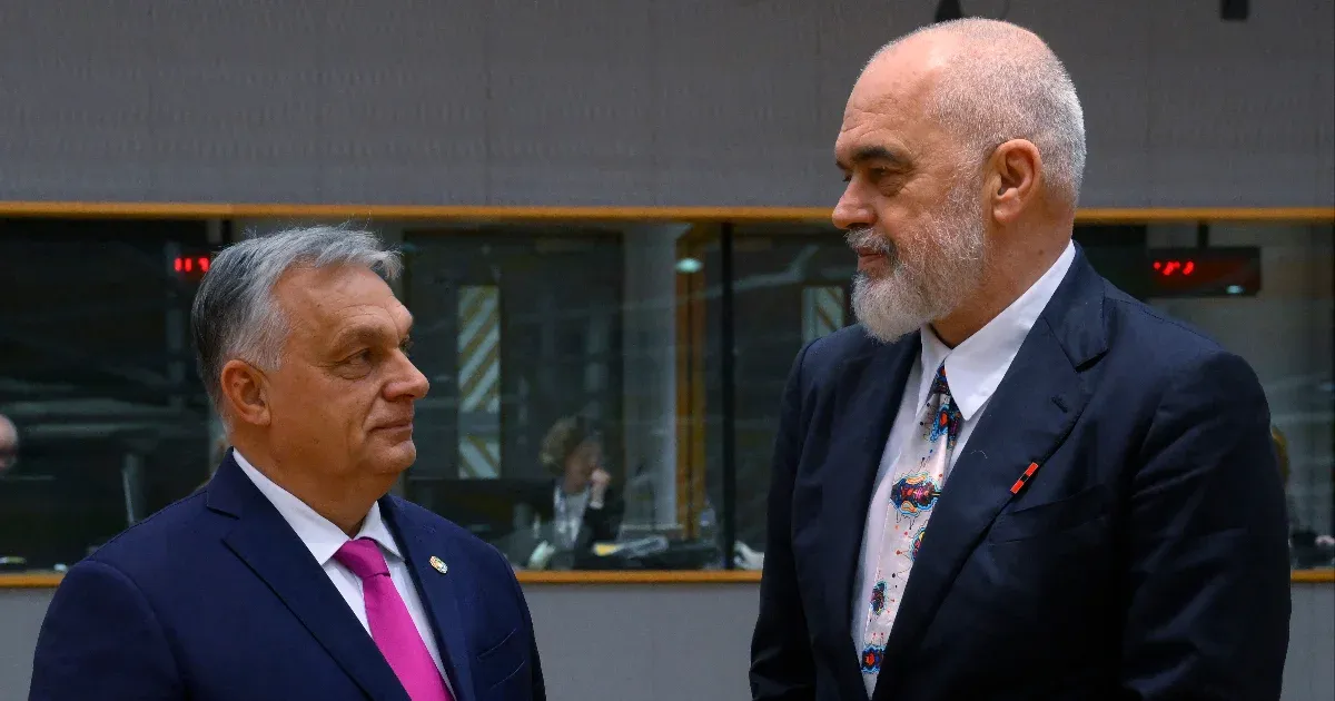 Orbán nyilvánosan gratulált az albán kormányfő győzelméhez, aki Soros György barátjának tartja magát