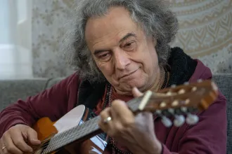 Laár András kilép a KFT-ből