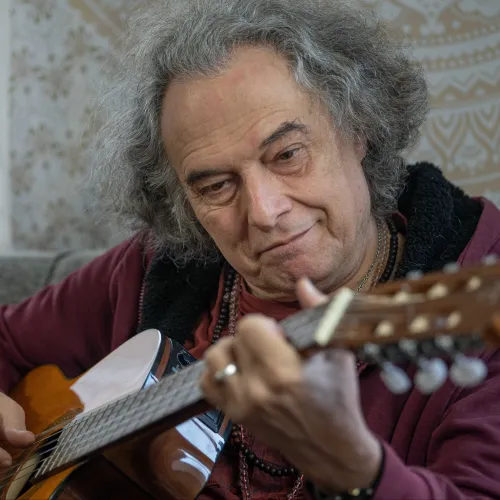 Laár András kilép a KFT-ből