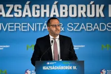 Lánczi Tamás szerint nem Moszkvában, hanem Amerikában kell keresni az átláthatósági törvény mintáját