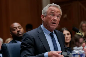 Robert F. Kennedy Jr. nem árulta el, beoltatná-e a gyerekét kanyaró ellen