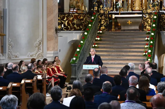 A Tihanyi Bencés Apátság nem nyilvánít véleményt Orbán Simiont méltató beszédéről