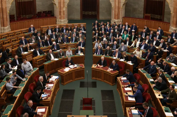 Június közepén szavazhatja meg a parlament az ellehetetlenítési törvényt