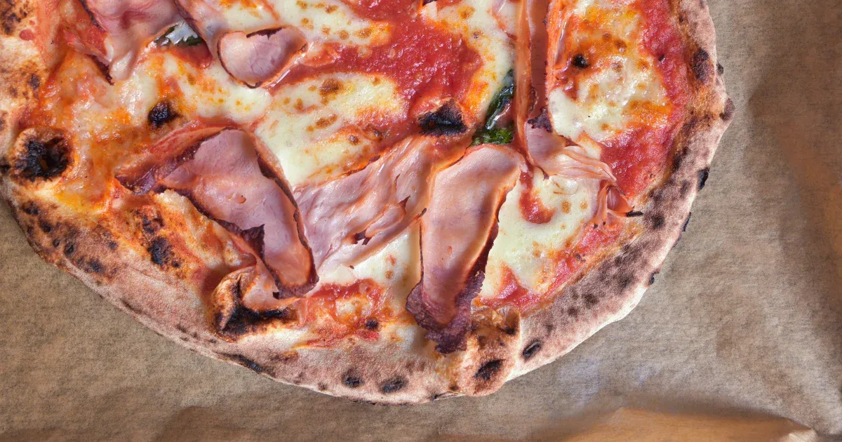 Fagyasztott prémium nápolyi pizza, kellesz-e a világnak?