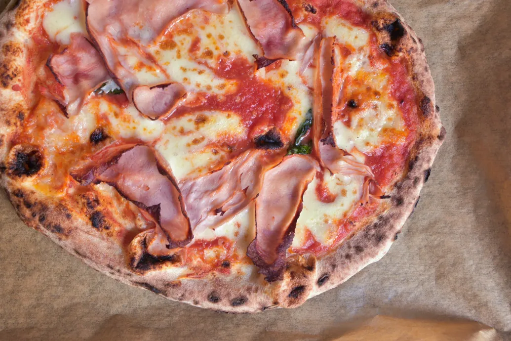 Fagyasztott prémium nápolyi pizza, kellesz-e a világnak?