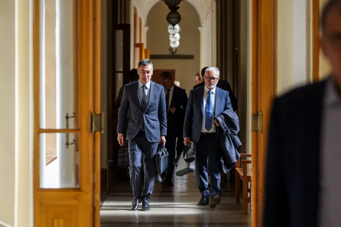 Röpködtek a milliók a szociknak és a fideszesnek a zuglói-újbudai parkolási ügy vádlottja szerint