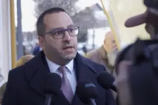 A Fidesz durvábban esne neki a szabad nyilvánosságnak, mint az amerikaiak a náci propagandának