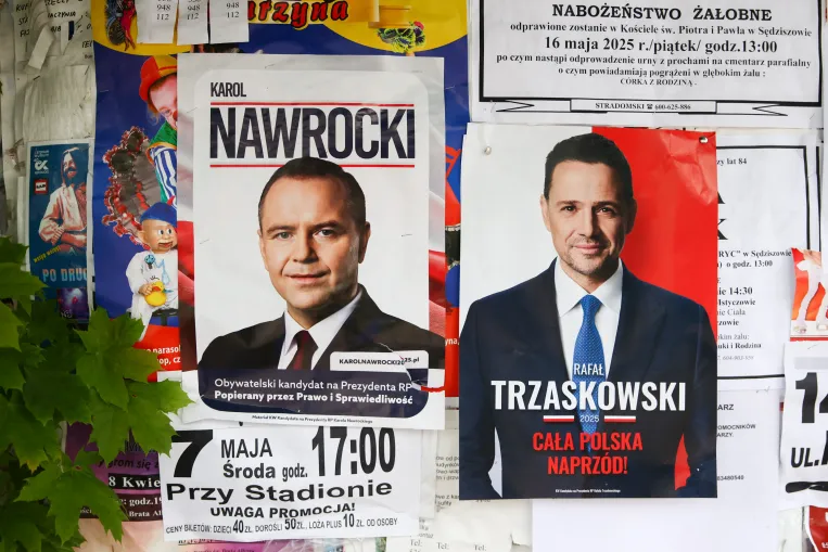 A lengyel sajtó szerint a választás külföldi befolyásolásában lehet érintett Szigetvári Viktor cége