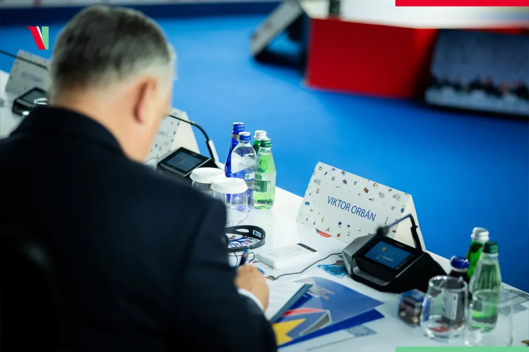Orbán szerint elkerülhetetlen, hogy az európai vezetők is tárgyaljanak az oroszokkal